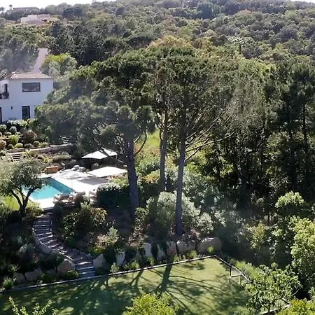 32 L Sport Court & Pool L Shellter 圣马克西姆