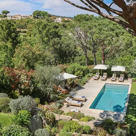 32 L Sport Court & Pool L Shellter * 圣马克西姆